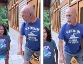 بروس ويلز خلال وصلة رقص مع ابنته.. فيديو