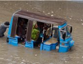 عدد ضحايا الأمطار الموسمية والفيضانات فى باكستان يصل إلى 312 شخصا.. صور