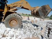 إزالة تعديات على الأراضى الزراعية بمراكز منفلوط وأسيوط والفتح وساحل سليم 