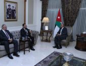 رئيس وزراء الأردن يستقبل كرم جبر.. ويؤكد على العلاقة الاستراتيجية بين البلدين