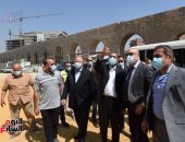رئيس الوزراء يتفقد سير العمل بتطوير منطقة سور مجرى العيون ويوجه بإسراع معدل التنفيذ مع الالتزام بالنسق المعمارى.. ويؤكد: المشروع يرتقى بمنطقة ذات أهمية تاريخية للحفاظ على قيمة القاهرة كوجهة سياحية وثقافية مميزة