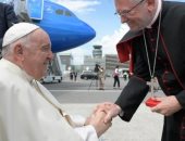 بابا الفاتيكان يتعهد بتعزيز حقوق الشعوب الأصلية خلال ثالث جولة فى كندا
