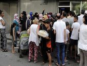 باختصار.. أهم الأخبار العالمية والعربية حتى الـ12.. أزمة الخبز تتفاقم فى لبنان.. ارتفاع مستوى سطح البحر في بريطانيا.. اليمن يجرى تعديلا وزاريا.. محمد بن سلمان يلتقى ماكرون.. برلين تطفئ أنوار المعالم الأثرية