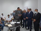 وزير الاتصالات ومحافظ المنيا يفتتحان مكتب بريد الشباب والمستقبل بالمنيا الجديدة