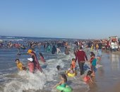 نقيب السياحيين بالدقهلية: إقبال المصطافين على شواطئ جمصة لم تشهده المدينة منذ أعوام