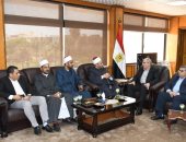 رئيس جامعة قناة السويس يستقبل وفد الدعوة والإعلام الدينى بمجمع البحوث الإسلامية..صور