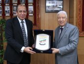  نادي قضاة مصر يهنئ رئيس هيئة قضايا الدولة بتولي مهام منصبه