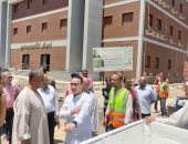 حياة كريمة تغير الواقع فى قرى ببنى سويف.. إدراج 24 طريقا بخطة المبادرة وانتهاء مجمع خدمات بنى عدى.. وحدة إسعاف بالقرية تخدم الطريق الزراعى.. إنشاء محطة معالجة الصرف بطحا البيشة تخدم 12 قرية على مساحة 12 فدانا