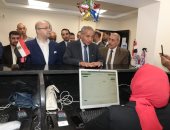 وزير التموين ومحافظ بنى سويف يتفقدان المركز التكنولوجى المطور لخدمة أصحاب البطاقات