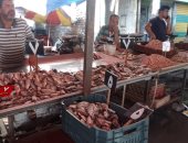 تبدأ من 5 جنيهات للكيلو.. بائع أسماك بدمياط: "مش مهم نكسب كتير ولازم نرحم بعضنا"