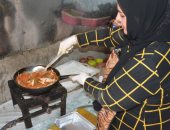 لتوفير "حياة كريمة".. "أمل" بنت بورسعيد تنجح في مشروع بيع الأسماك والبحريات.. صور 