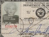أصدرها الجيش الأمريكى..طرح بطاقة هوية لـ مارلين مونرو للبيع بـ 20 ألف دولار