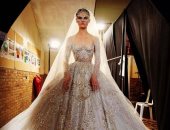 نصائح من أشهر مصممى الأزياء لكل عروس لاختيار فستان الزفاف