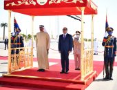 الرئيس السيسي يستقبل الشيخ محمد بن زايد رئيس دولة الإمارات بمطار العلمين