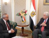 وزير التعليم العالى يستقبل الدكتور أحمد زايد مدير مكتبة الإسكندرية الجديد