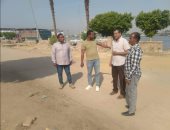 رئيس مدينة الأقصر يتفقد أعمال تطوير الممشى السياحى بكورنيش النيل.. صور