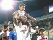 تليفزيون اليوم السابع يرصد لحظة تسليم الدرع للزمالك.. ورقص شيكابالا مع آدم (فيديو)