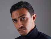 الممثل المصرى الشاب أحمد غزي يشارك فى الموسم الخامس من The Crown