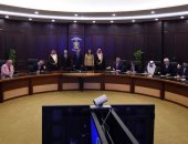 رئيس الوزراء يشهد توقيع 7 مذكرات تفاهم لتنفيذ مشروعات إنتاج الهيدروجين الأخضر في "صناعية العين السخنة"..مدبولى: توجيه من الرئيس بتعزيز الجهود فى مشروعات الهيدروجين الأخضر.. ومصر ستصبح ممرا لعبور الطاقة النظيفة 