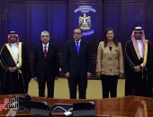 رئيس الوزراء يشهد توقيع 7 مذكرات جديدة لإنتاج الهيدروجين الأخضر