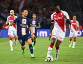 موناكو يفاجئ باريس سان جيرمان في الشوط الأول بالدوري الفرنسي.. فيديو