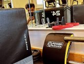 محمد صلاح يخوض وصلة تدريبات بدنية فى الجيم