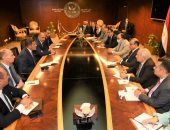 تشكيل لجنة بين "الرقابة المالية" و"الاستثمار" لتطبيق القرارات التنفيذية على شركات البورصة 