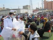 الداخلية توجه قافلة إنسانية للبحيرة والإسماعيلية ضمن "حياة كريمة".. صور