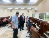 رئيس جامعة الأقصر يتابع اختبارات ثالث مراحل مبادرة أشبال مصر الرقمية.. صور