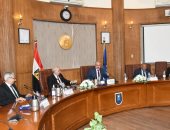 انعقاد لجنة اختيار المرشحين لعمداء كليات جامعة قناة السويس