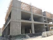محافظ المنيا يتابع إنشاء مستشفى بني مزار المركزي وكوبري الكفور فى مطاى