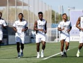 غياب بنزيما عن مران ريال مدريد بعد غلق حساباته على تويتر وإنستجرام