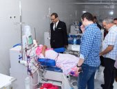 رئيس جامعة سوهاج يتفقد سير العمل بالمستشفى الجديد.. صور 