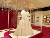 معرض أمريكي لتكريم الأميرة ديانا يتضمن نسخة من الورق لفستان زفافها.. صور