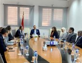 وزير السياحة يعقد اجتماعا مع رئيس هيئة المتحف القومى للحضارة المصرية وقياداته