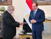 الرئيس السيسى يؤكد اعتزاز مصر بالعلاقات التاريخية مع الجزائر وشعبها العظيم