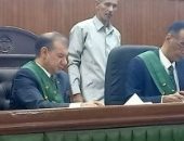 السجن المشدد 10 سنوات لمتهم بسرقة شخص بالإكراه فى الطريق العام بسوهاج