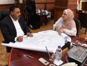 محافظ مطروح يناقش الحيز العمرانى لمدينة النجيلة.. صور