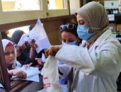 حياة كريمة.. توقيع الكشف الطبى على 1824 مواطنا بالمجان فى أسوان.. صور