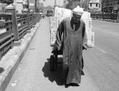 حلاوة اللقمة الحلال.. "أحمد" يشارك موهبته بتصوير الأيد الشقيانة   