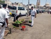 شرطة المرافق بالجيزة تواصل حملات إزالة الإشغالات استعدادا لاستقبال العيد 
