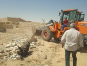 إزالة 23 حالة تعد بالبناء على الأراضى الزراعية وأملاك الدولة بمراكز المنيا