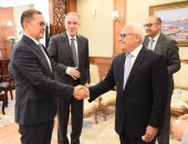 محافظ بورسعيد يستقبل سفير جمهورية أوزبكستان لبحث سبل التعاون