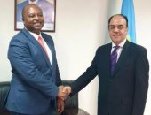 سفير مصر ببوجمبورا يبحث مع وزير خارجية بوروندي تعزيز أواصر العلاقات الثنائية