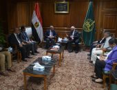 محافظ القليوبية ورئيس جامعة بنها يتابعان المبادرة الوطنية للمشروعات الخضراء