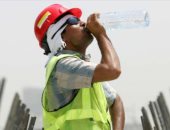 الإمارات: إلغاء حظر العمل تحت أشعة الشمس