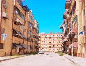 محافظ بورسعيد يشيد بالنماذج المشرفة للجهود الذاتية لأهالى حى المناخ