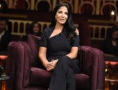 تفاصيل حلقة منى زكى مع أمير كرارة وحكايات عن أبنائها وزملائها.. صور