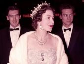 حساب العائلة المالكة البريطانية على تويتر يعلن انتهاء فترة حداد الملكة إليزابيث