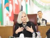 الجامعة العربية تدعو لدراسة العلاقة بين المناخ والهجرة والتنمية 